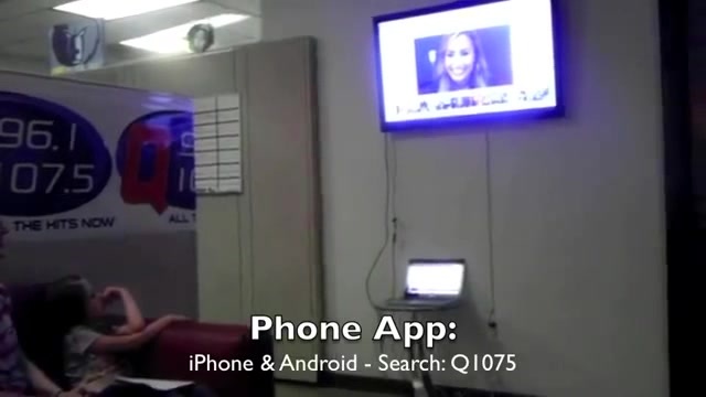 Demi Lovato _Hangs Out_ on Google + 5859 Demi Lovato _Hangs Out_ on Google + 5859