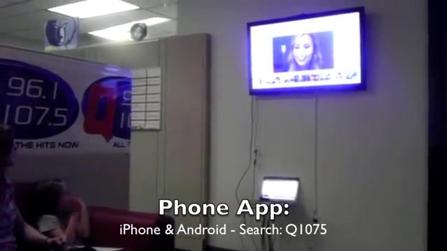 Demi Lovato _Hangs Out_ on Google + 6362