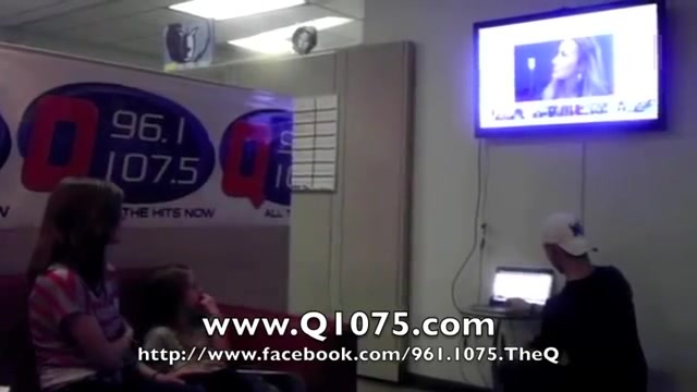 Demi Lovato _Hangs Out_ on Google + 7912 Demi Lovato _Hangs Out_ on Google + 7912