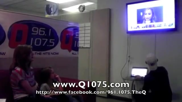 Demi Lovato _Hangs Out_ on Google + 8560 - Demi - Hangs Out on Google Part o17