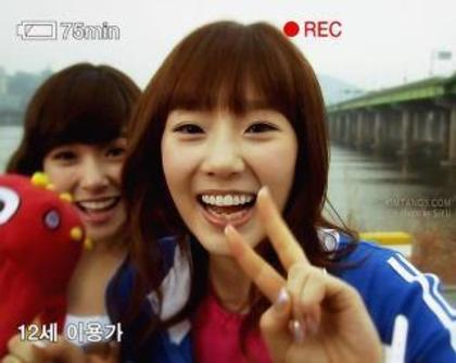 546382_348614648538192_156265041106488_893777_818965248_n_large - Taeyeon o