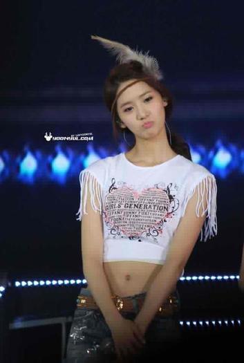 408123_308829659165449_100001152537084_830880_369910810_n_large - Yoona x