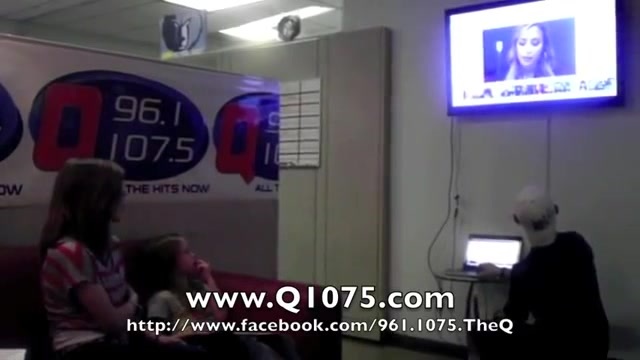 Demi Lovato _Hangs Out_ on Google + 8274 - Demi - Hangs Out on Google Part o16