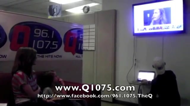 Demi Lovato _Hangs Out_ on Google + 8419 Demi Lovato _Hangs Out_ on Google + 8419