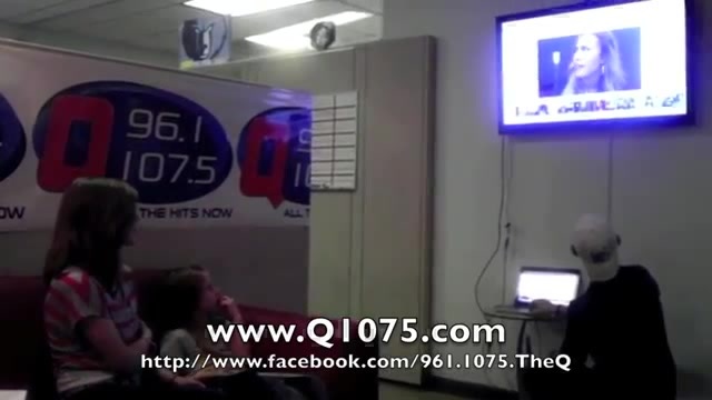 Demi Lovato _Hangs Out_ on Google + 8422 Demi Lovato _Hangs Out_ on Google + 8422