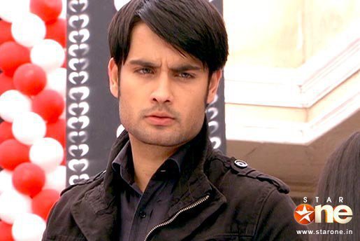 Vivian Dsena - Se potrivesc 10