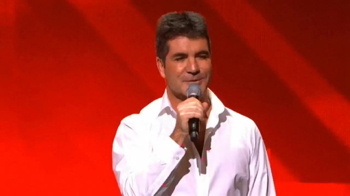 Demi Lovato joins X Factor USA judges on stage 09035