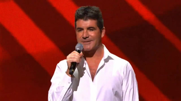 Demi Lovato joins X Factor USA judges on stage 09988