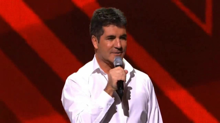 Demi Lovato joins X Factor USA judges on stage 10524