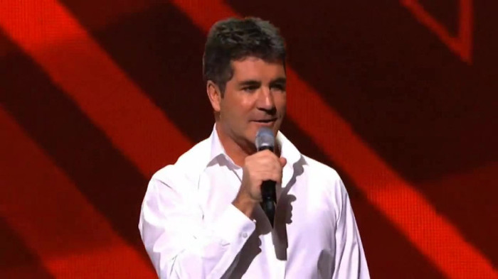 Demi Lovato joins X Factor USA judges on stage 10492