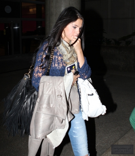 normal_tumblr_m4n5tthbBv1rq31q9o2_1280