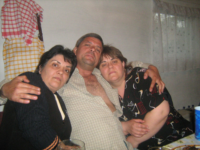 LILI, MIRCEA SI EU - PRIETENII MEI TRASNITI