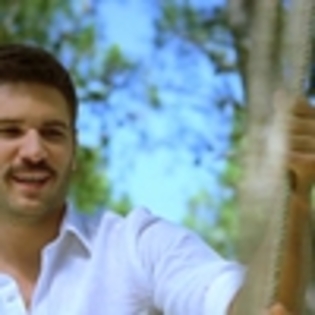 Aşk Geliyorum Demez (263)