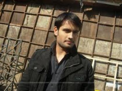  - Abhay Raichand - Vivian Dsena