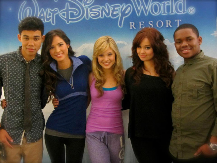 428221_354002184633288_185353808164794_1122466_1666986177_n - Thx - For - Watching