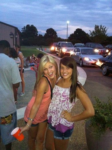 377124_207903429297815_127001157388043_469837_2105866233_n 377124_207903429297815_127001157388043_469837_2105866233_n