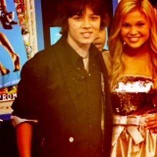 tumblr_m39adtyX121rqeyjvo1_250_001