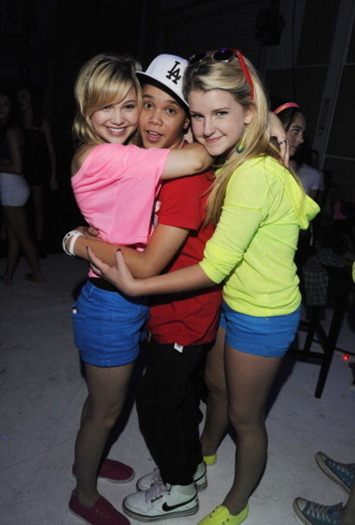 tumblr_m48ub64rjL1rp2nt3o1_400 - Thx - For - Watching