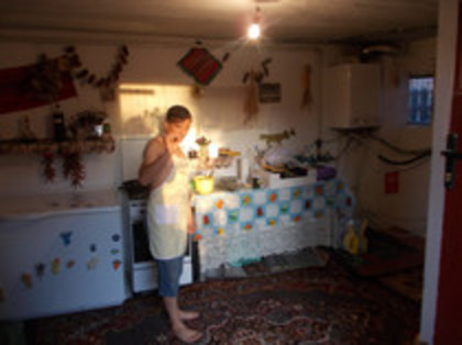 IN TIMP CE SE COCEA CLATITA,..EL ERA LA CONTROL...