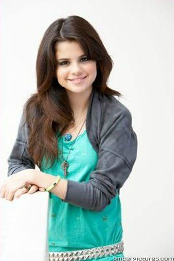 3598 - SelenaXGomez