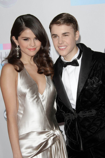 Selena Gomez and Justin Bieber-AES-051931
