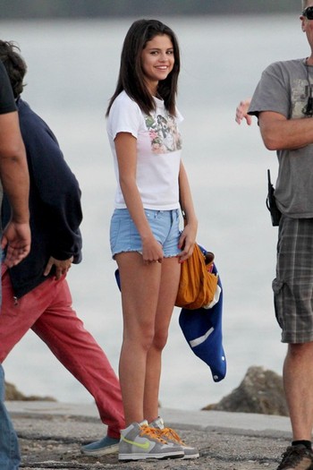 Selena Gomez2-20120313-42