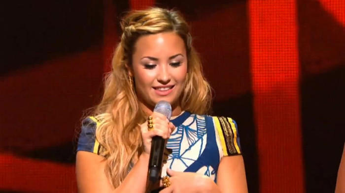 Demi Lovato joins X Factor USA judges on stage 20984
