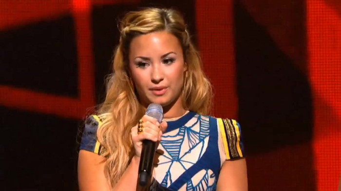 Demi Lovato joins X Factor USA judges on stage 21501 - Demi - Joins X Factor USA judges on stage Part o44