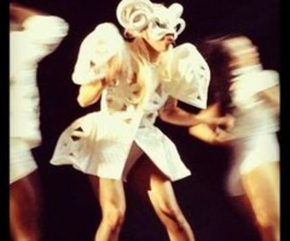 tumblr_m4ljj8TGm61qkfgrgo1_500_thumb