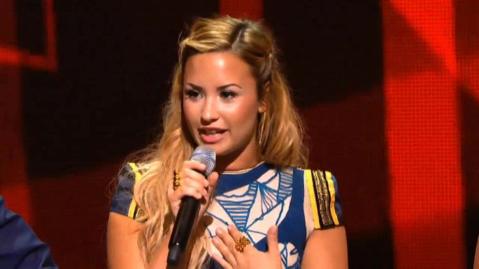 Demi Lovato joins X Factor USA judges on stage 23001