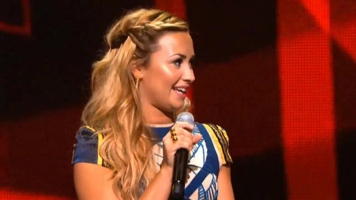 Demi Lovato joins X Factor USA judges on stage 22041