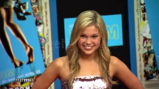 EXCLUSIVE Olivia Holt at the Prom premiere 2011 2 169