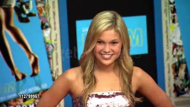 EXCLUSIVE Olivia Holt at the Prom premiere 2011 2 172