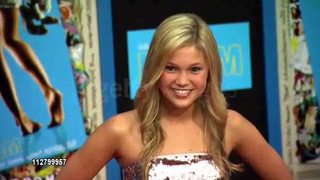 EXCLUSIVE Olivia Holt at the Prom premiere 2011 2 176