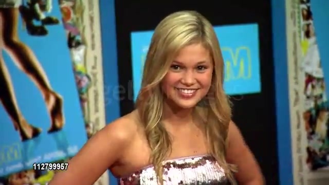 EXCLUSIVE Olivia Holt at the Prom premiere 2011 2 186 - EXCLUSIVE - Olivia - Holt - at - the - Prom - premiere - 2011 - 2