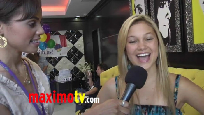 Olivia Holt Interview at _Ice Cream For Breakfast_ Fundraiser Event 0009 - Olivia -  Holt - Interview - at - _ - Ice - Cream - For - Breakfast - _ - Fundraiser - Event