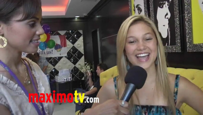 Olivia Holt Interview at _Ice Cream For Breakfast_ Fundraiser Event 0010 - Olivia -  Holt - Interview - at - _ - Ice - Cream - For - Breakfast - _ - Fundraiser - Event