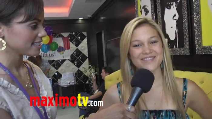 Olivia Holt Interview at _Ice Cream For Breakfast_ Fundraiser Event 0013