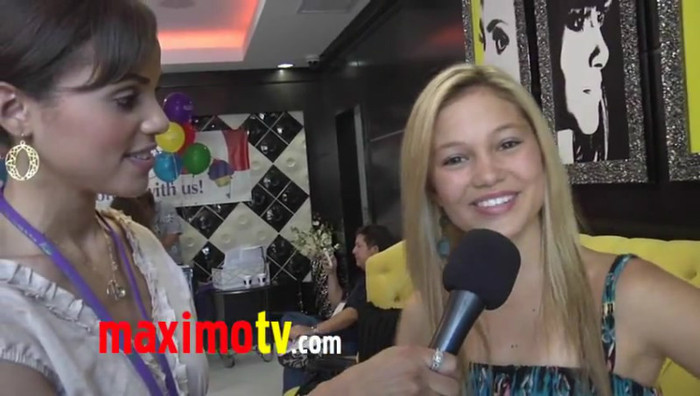 Olivia Holt Interview at _Ice Cream For Breakfast_ Fundraiser Event 0035
