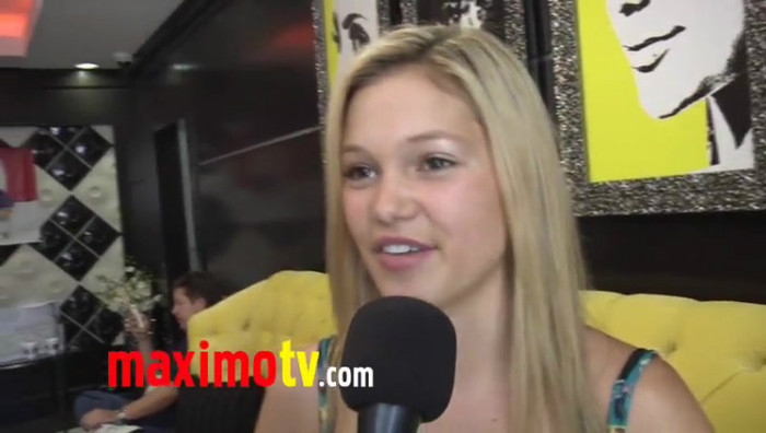 Olivia Holt Interview at _Ice Cream For Breakfast_ Fundraiser Event 0493 - Olivia -  Holt - Interview - at - _ - Ice - Cream - For - Breakfast - _ - Fundraiser - Event