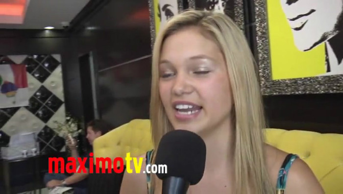 Olivia Holt Interview at _Ice Cream For Breakfast_ Fundraiser Event 0498 - Olivia -  Holt - Interview - at - _ - Ice - Cream - For - Breakfast - _ - Fundraiser - Event