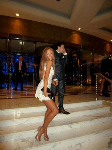 536111_242113322560992_1156204389_n