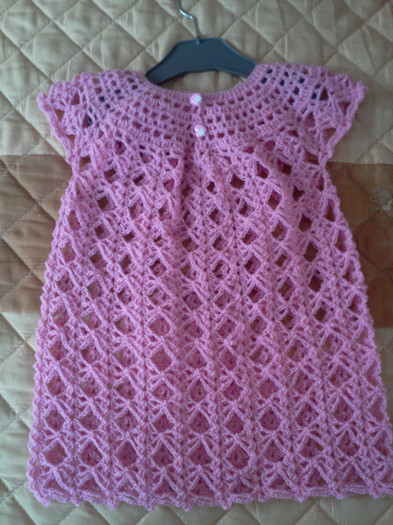 Set rochita si bereta cu trandafir - Crosetate by MIV