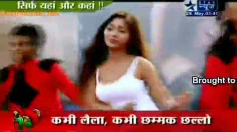 00_00_33 - sara khan 8