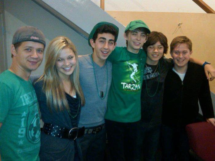 395509_366078426752058_100000497114260_1465602_182170628_n