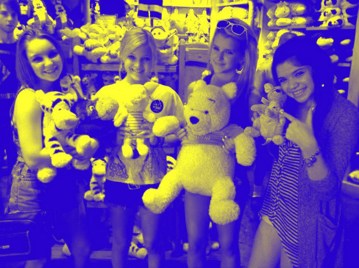 395660_157466774365921_112525878860011_220846_1995795131_n