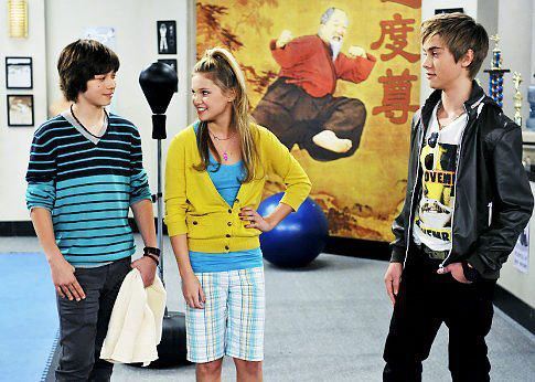 396331_108147779314444_100003576660869_28662_445045397_n