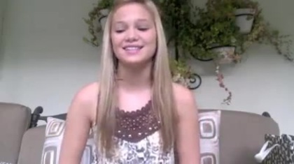 Olivia Holt facebook video january 2012 01038