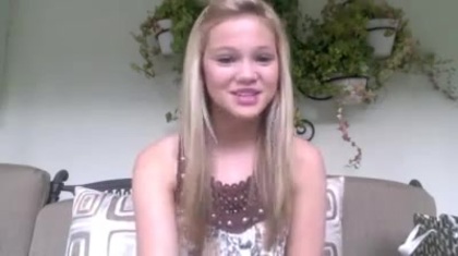 Olivia Holt facebook video january 2012 01525