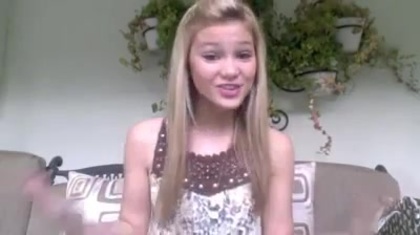 Olivia Holt facebook video january 2012 01769